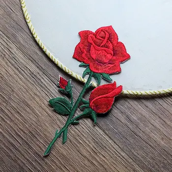 1 Gab. Jaunu Zīmolu 3D Plāksteri Lielo Sarkano Rožu Ziedu Izšūti Plāksteri DIY Dzelzs Par Piešūt Audumu, Apģērbu Remonts Kāzu Plāksteri
