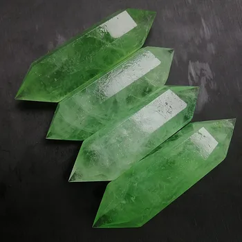 Dabas zaļā fluorite dubultā norādīja sešstūra prizmu kulons enerģijas kristāls paraugu dziedināšanas akmens