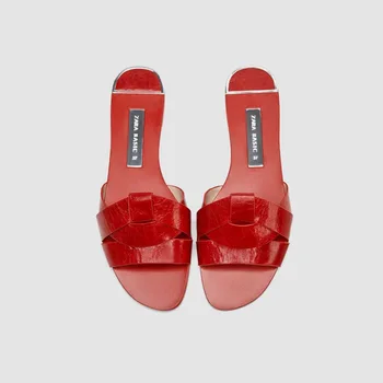 ZA sandales sieviešu plakandibena 2020. gada vasarā jaunu ādas krusta apdare dzīvoklis papēžiem sieviešu sandales sarkanā vīna slinks čības sievietēm